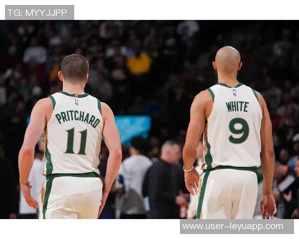 沃尔什全场最高前场板助力球队表现出色14分11板成关键球员 沃尔什全场最高前场板助力球队表现出色14分11板成关键球员