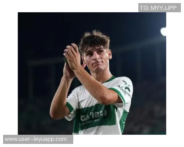 尤文图斯球探亲赴现场考察埃尔切年轻中前卫罗德里戈门多萨表现